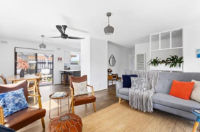 Pamela Place, quiet family holiday close to beach!